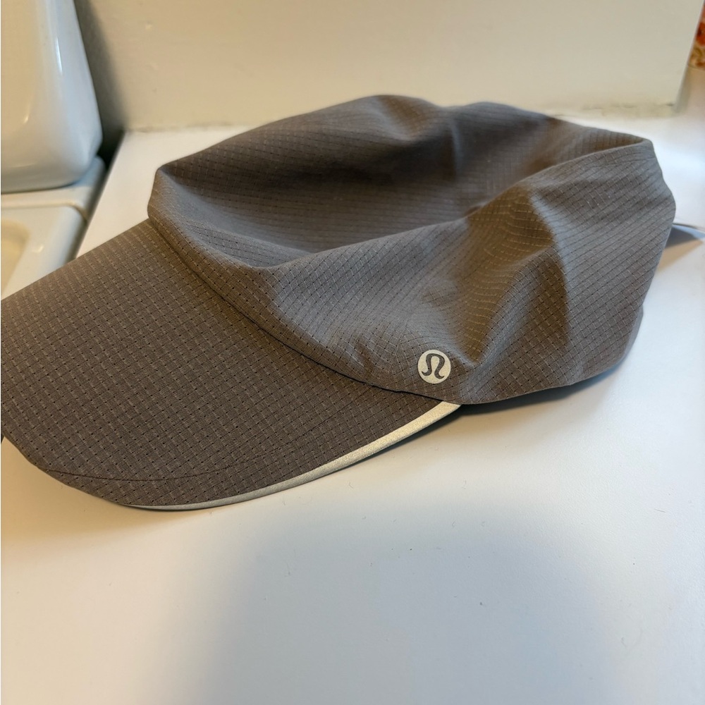 NWT Lululemon Tan Athletic Cap